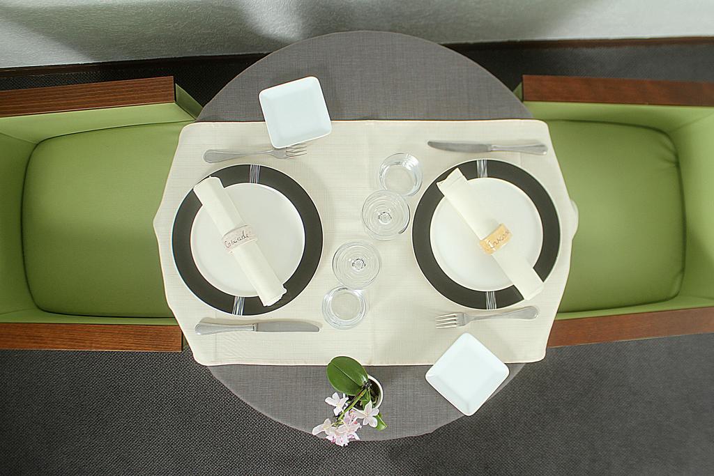 Hotel La Cascade 3*